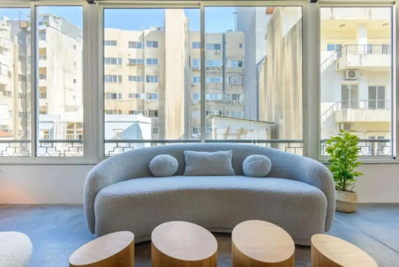 The Club 1Br In Gemmayze Al Mudawwar Holiday home